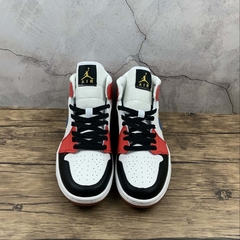 Imagem do Jordan 1 Mid Let(Her)Man