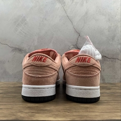 Nike SB Dunk Low Pink Pig - Born Sneakers