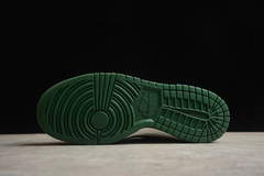 Imagem do Nike Dunk Low Retro Gorge Green Midnight Navy
