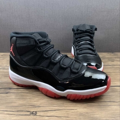 Jordan 11 Playoffs Bred na internet