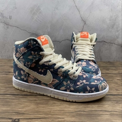 Nike SB Dunk High Hawaii na internet