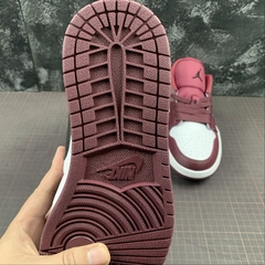 Imagem do Jordan 1 Low Noble Red