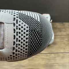Nike Kobe 9 Low Elite Gold Fundamentals na internet