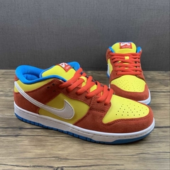 Nike SB Dunk Low Pro Bart Simpson na internet