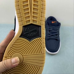 Imagem do Nike SB Dunk Low Navy Black Gum