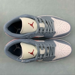 Imagem do Jordan 1 Low Light Iron Ore/Siren Red