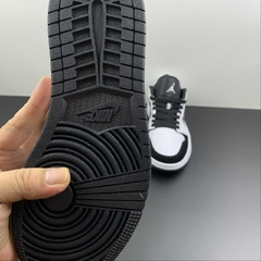 Imagem do Jordan 1 Low Black White