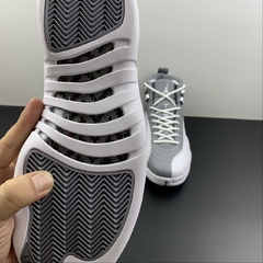 Imagem do Jordan 12 Retro Stealth