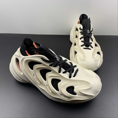adidas adiFOM Q Wonder White Core Black na internet