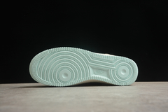 Imagem do Nike Air Force 1'07 Low Supreme Custom