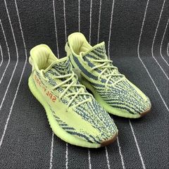 adidas Yeezy Boost 350 V2 Semi Frozen Yellow na internet