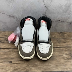 Imagem do Jordan 1 Retro High Travis Scott