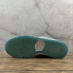 Nike SB Dunk Low Sean Cliver