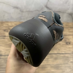 adidas Yeezy 700 V3 Clay Brown - loja online