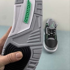 Imagem do Jordan 3 Black/Green Glow