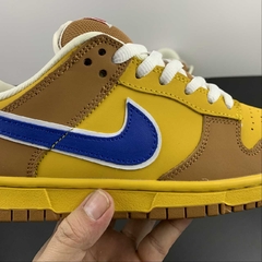Nike SB Dunk Low Newcastle Brown Ale - Born Sneakers