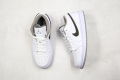 Jordan 1 Low Shadow Grey na internet