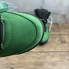 Jordan 5 Retro Oregon na internet