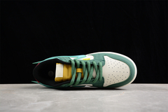Imagem do Nike SB Dunk Low Flying Wing Purple Dragon