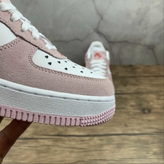 Nike Air Force 1 07 QS Valentine's Day Love Letter - comprar online