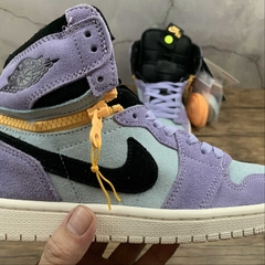Jordan 1 High Switch Purple Pulse - Born Sneakers