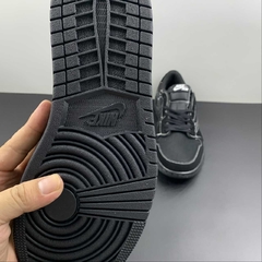 Imagem do Jordan 1 Low Travis Scott Black Phantom