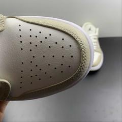 Jordan 1 Low SE Sail Rattan University Red na internet