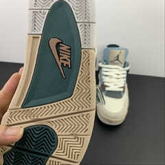 Imagem do Jordan 4 Snorlax Custom
