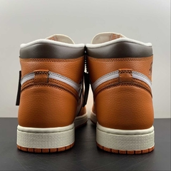 Jordan 1 Retro High Starfish - Born Sneakers