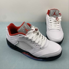 Jordan 5 Low Flame Red na internet