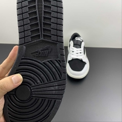 Imagem do Jordan 1 Low Travis Scott Sail/Black Custom