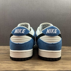 Nike Dunk Low Retro PRM - Born Sneakers