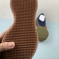 Imagem do adidas Yeezy Knit RNR Fade Indigo