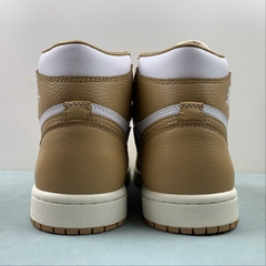 Jordan 1 Retro High OG Praline - Born Sneakers