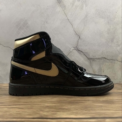 Jordan 1 Retro High Black Metallic Gold - comprar online