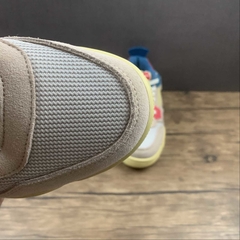 Jordan 4 Retro Union Guava Ice na internet