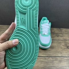 Imagem do Nike Air Force 1 07 Low Mint Green