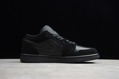 Jordan 1 Low Triple Black - comprar online