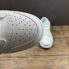 Nike Dunk Low White Lucky Green na internet