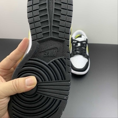 Imagem do Nike Dunk Low Black Yellow White
