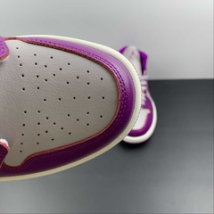 Jordan 1 Mid Magenta na internet