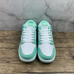 Imagem do Nike Dunk Low Green Glow