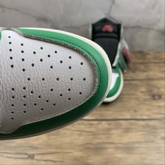 Jordan 1 Retro High Lucky Green na internet