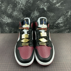 Imagem do Jordan 1 Mid SE Black Dark Beetroot