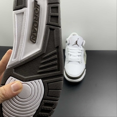 Imagem do Jordan 3 Retro Mocha