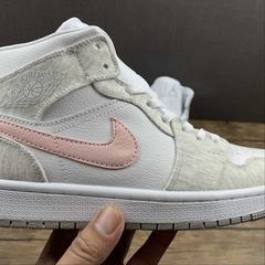 Jordan 1 Mid SE Light Iron Ore - Born Sneakers