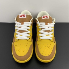 Nike SB Dunk Low Newcastle Brown Ale - Born Sneakers