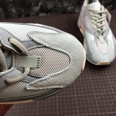 Imagem do Adidas Yeezy 700 Inertia