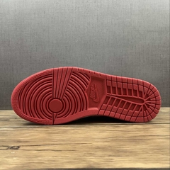 Jordan 1 Mid Reverse Chicago