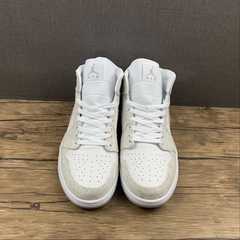 Imagem do Jordan 1 Mid SE Light Iron Ore